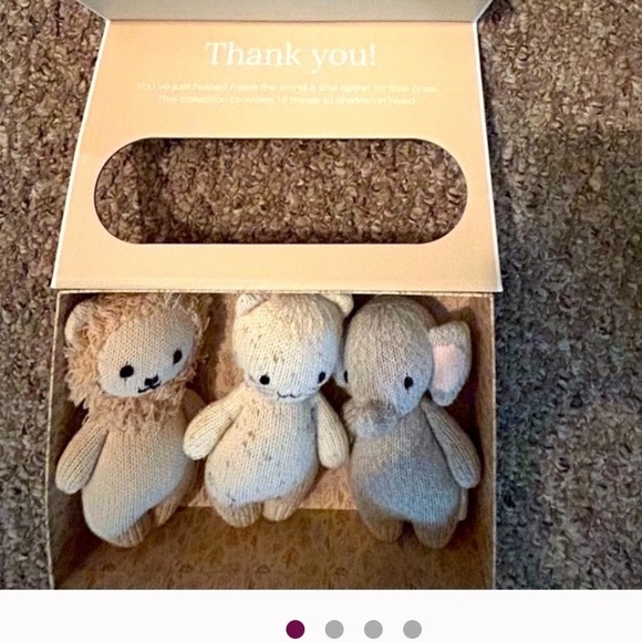 NWT Cuddle + Kind Trio Gift Set in Box Lamb Kitty Elephant 7” adorable animals